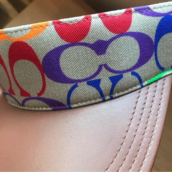 🌈 Coach Rainbow Signature Visor *Special Edition* - Picture 7 of 13